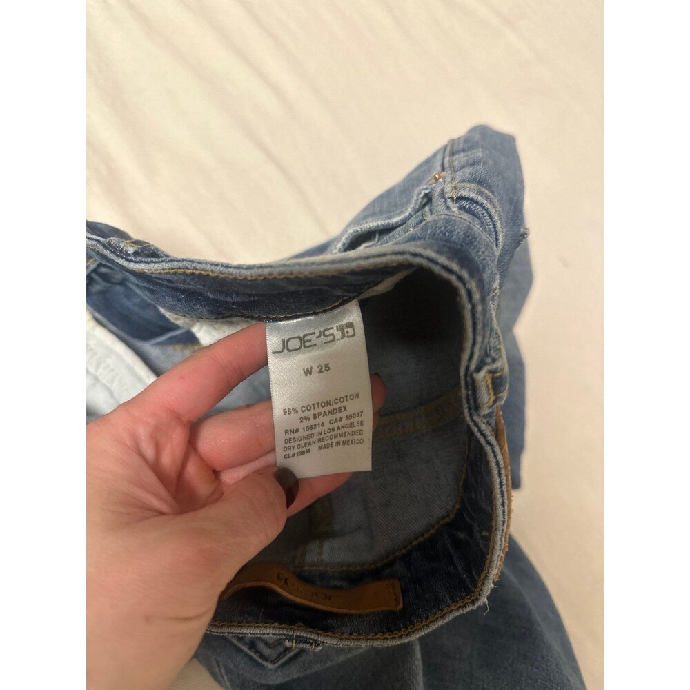 Joe’s Jeans - 25. Cuffed fit - trendy right now. - Picture 6 of 9